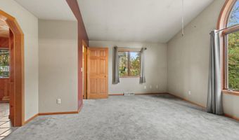 440 BEVERLY Dr, Amherst, WI 54406