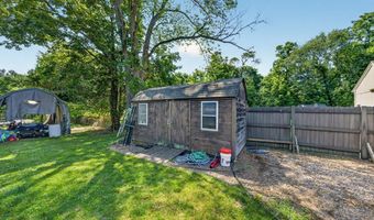 26 Algerine St, Berkley, MA 02779