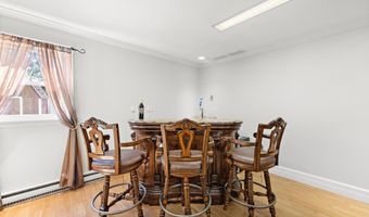 3 Renier Ct, Middletown, NJ 07748
