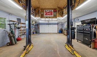 10514 E Brainerd Rd, Apison, TN 37302