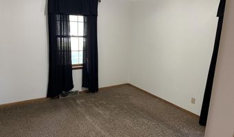 1220 Tyler St, Aurora, MO 65605