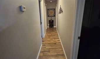 1504 S Tyler Ave, Aurora, MO 65605
