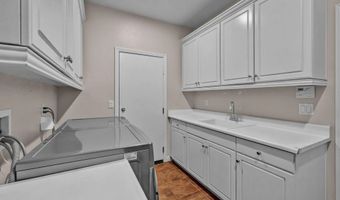 2124 Pamplona Ct, Escondido, CA 92025