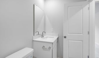 1062 A Dominy Ct, Camden, SC 29020