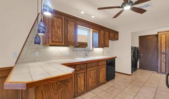 3217 Quail Cir, Altus, OK 73521