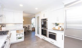 8505 E Meadowridge, Anaheim, CA 92808