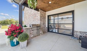 8126 N 220 Rd, Beggs, OK 74421