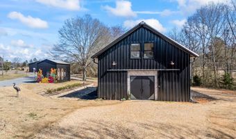 356 W Oak Grove Rd NW, Adairsville, GA 30103