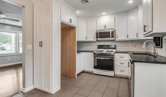 7205 NW 45th St, Bethany, OK 73008