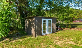 665 Rocky Summit Rd, Bean Station, TN 37708