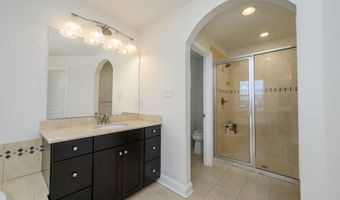 41 Gina Dr, Allentown, NJ 08501