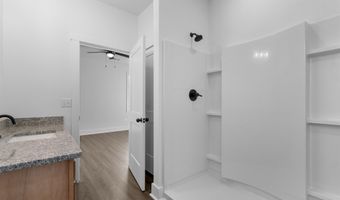 210 N Morgan Ave, Andrews, SC 29510