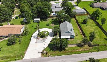 241 Bismark St, Bay St. Louis, MS 39520