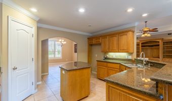 1904 Santa Rosa Dr, Alice, TX 78332
