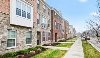 2733 S Spurway Dr, Ann Arbor, MI 48105