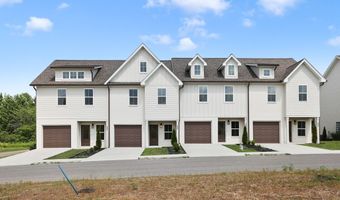 336 Legends Cir, Baxter, TN 38544