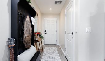 1635 W Cottonwood Bluffs Dr, Benson, AZ 85602