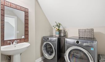 249 Villager Rd, Chester, NH 03036