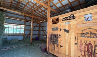 190 Meadow Rd, Challis, ID 83226