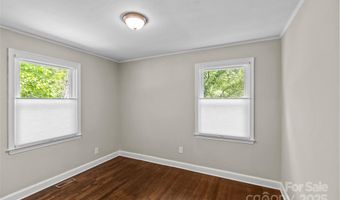 3320 Eastwood Dr, Charlotte, NC 28205