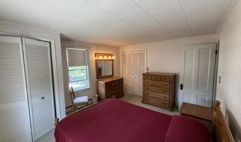 10 Palm St, Baileyville, ME 04694