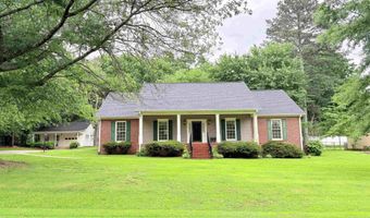 1014 Crestwood Dr, Albertville, AL 35950