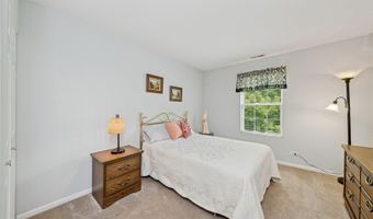 1425 MILLBROOK Dr, Algonquin, IL 60102