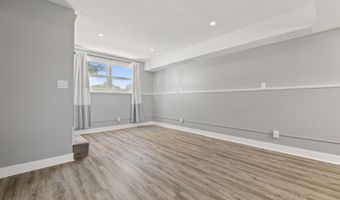 121 NW State St, Ankeny, IA 50023