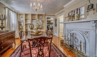 18 Waldo Ave, Belfast, ME 04915
