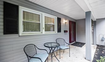 130 CLUB HOUSE Dr, Willingboro, NJ 08046