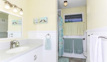 98-228 Aiea Kai Pl, Aiea, HI 96701