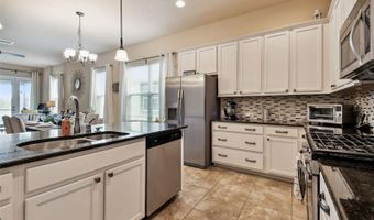 6934 OLD BENTON Dr, Apollo Beach, FL 33572