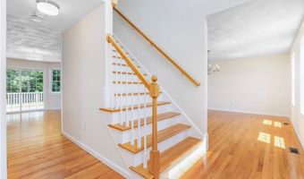 10 GINGER Trl, Coventry, RI 02816