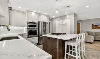 6710 SW 162ND Dr, Beaverton, OR 97007