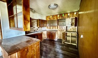 21611 Farm Road 2090, Aurora, MO 65605