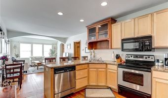 9 Waites Wharf 1, Newport, RI 02840