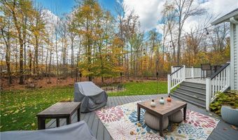 350 ASPEN Ct, Aurora, OH 44202