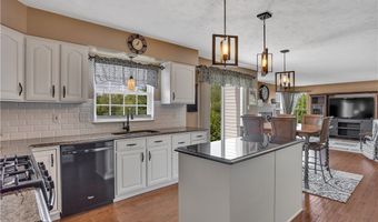 9107 Cherry Blossom Dr, Adams Twp., PA 16046