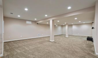 42831 FALLING LEAF Ct, Ashburn, VA 20148