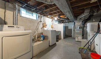 780 Minerva St, Amherst, OH 44001