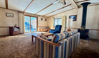 28 W Shore Rd, Babb, MT 59411