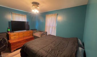 2358 Nesmith Lake Blvd, Akron, OH 44314