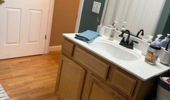 42 May St, Auxier, KY 41602