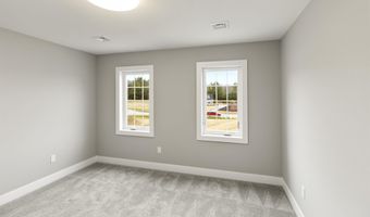 8 Stone Creek Dr, Brentwood, NH 03833