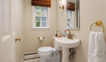 15 Thoreau Rd, Acton, MA 01720