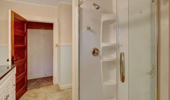 823 N 11th St, Beatrice, NE 68310