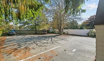 74 Valley Rd, Middletown, RI 02842