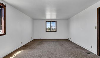 1301 E FOX FARM Rd, Cheyenne, WY 82009