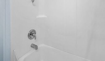 513 Pauline Dr, Bonneau, SC 29431