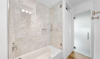 2988 1st Ave, Avalon, NJ 08202